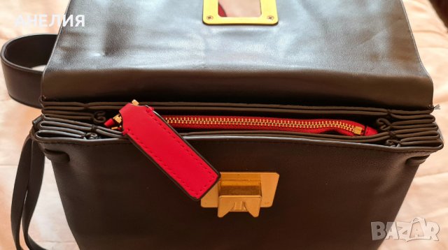 Чанта дамска Valentino Garavani оригинал , снимка 4 - Чанти - 37525102