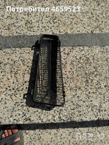 Външна предпазна решетка на парното на Ауди Audi A8 D4 H4 само за 50лв. 4h1819904a