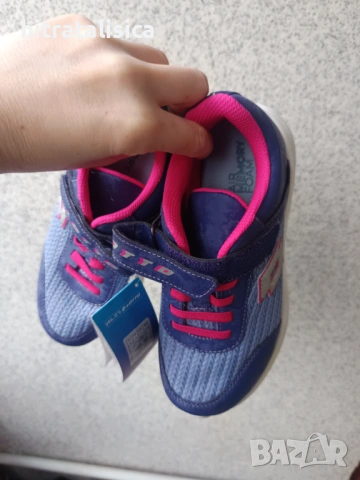 Детски маратонки Lotto 33номер, снимка 3 - Детски маратонки - 53409750