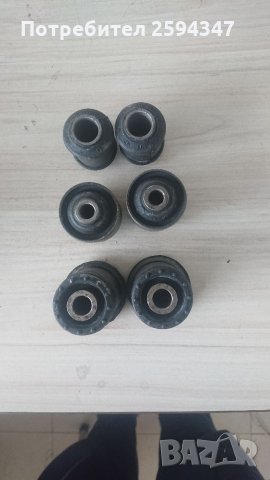 DAEWOO PRINCE SUPER SALON СЕЛЕНОВА ВТУЛКА ПРЕДЕН НОСАЧ , снимка 1