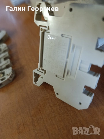 Клема за DIN шина Siemens двуетажна 4 мм2 , снимка 2 - Резервни части за машини - 53039666