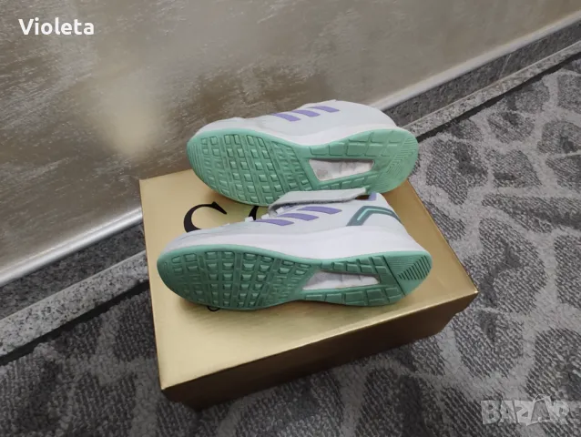 "Adidas" 31 номер, Неразличими от нови, снимка 3 - Детски маратонки - 49697256