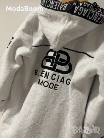 Balenciaga бяло дамско палто , снимка 7 - Палта, манта - 48428026