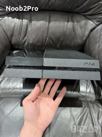 PlayStation 4 500 GB с кутия с черен джойстик (Boxed), снимка 9 - PlayStation конзоли - 53290357