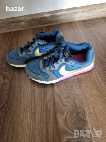 Оригинални маратонки Nike , снимка 2 - Маратонки - 49470266