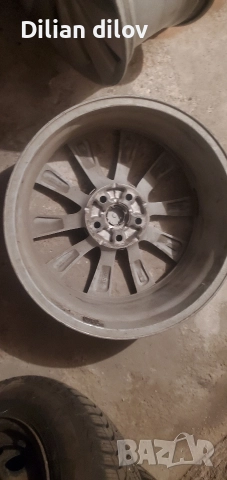 Джанти тесла 3 19", снимка 2 - Гуми и джанти - 52842643