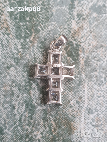 Сребърен кръст с камъни, снимка 6 - Колиета, медальони, синджири - 44867041