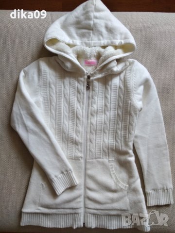 Нова бяла жилетка 10г, снимка 1 - Детски пуловери и жилетки - 32541120