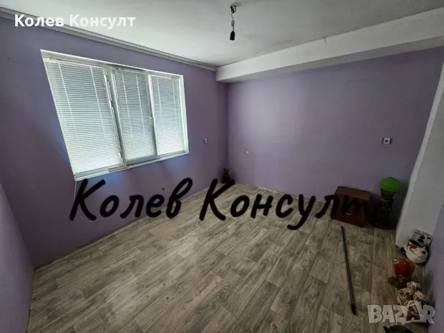Продавам двуетажна къща в град Хасково,кв.Маледонски , снимка 5 - Къщи - 49831589