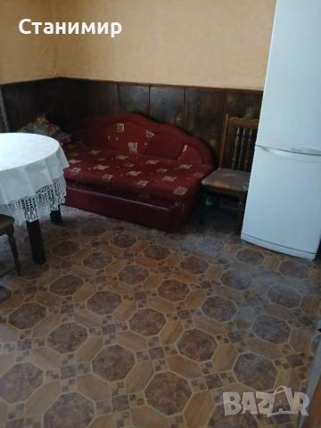 Продавам къща, снимка 8 - Къщи - 50970864