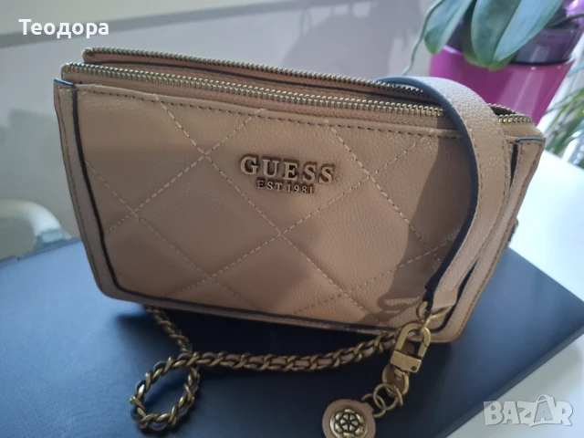 Нова чантичка  на  GUESS, снимка 12 - Чанти - 51237944