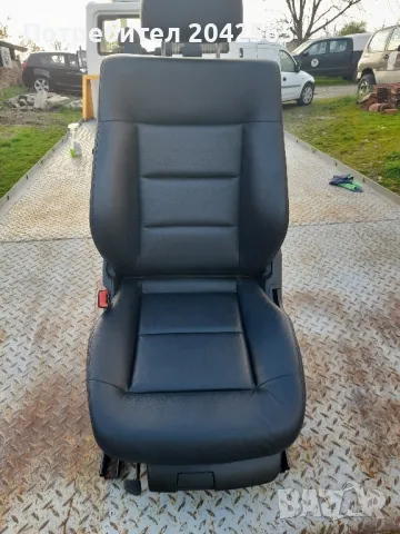 Седалка Мерцедес w212, снимка 2 - Части - 49701902