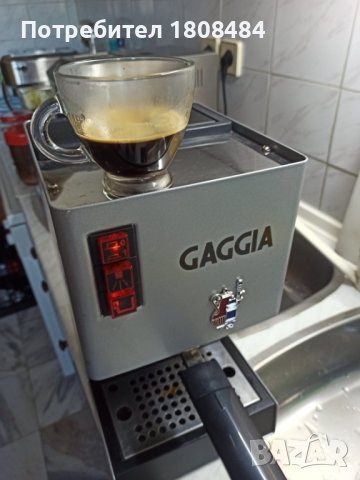 Кафемашина Гаджия оригинална, италианска, работи отлично и прави хубаво кафе с каймак , снимка 2 - Кафемашини - 43500873