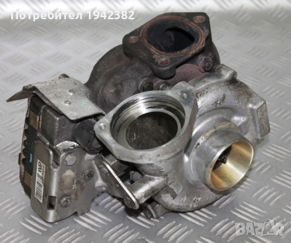 Счупено Турбо GT2056V E60, снимка 1