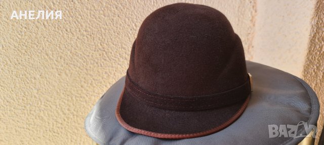 Филцова шапка жокей, снимка 2 - Шапки - 33427696