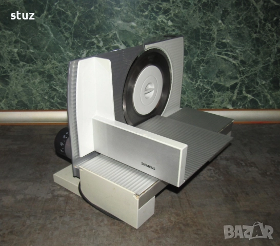 Електрическа машина за рязане на колбаси, хляб, сирена Siemens, снимка 2 - Кухненски роботи - 52540122