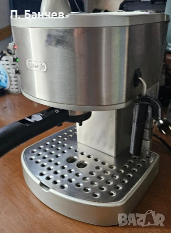 Кафемашина Delongi , снимка 3 - Кафемашини - 50649937