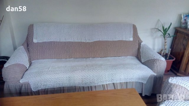 Ръчно плетена на 1 кука кувертюра за троен диван и 2 фотьойла, снимка 3 - Други - 26773338