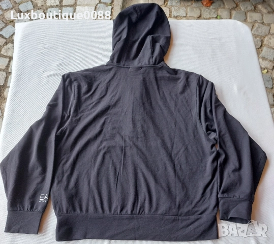 Използвана в отлично състояние блуза Emporio Armani XS, снимка 2 - Блузи - 51946729