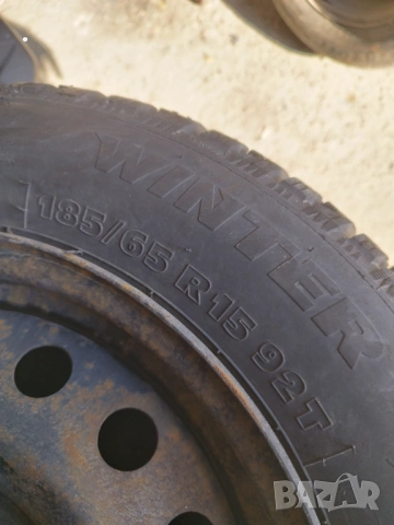 Зимни гуми 185/65/15 Дот 2323 производство Сърбия , снимка 4 - Гуми и джанти - 53266381