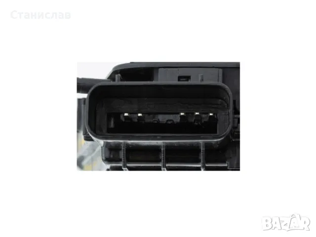 Hyundai i30 Брава за предна дясна врата, снимка 5 - Части - 50282032