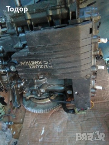 Продавам извънбордов двигател Suzuki 60-70HP, внос от Италия за части, снимка 2 - Воден транспорт - 36719493