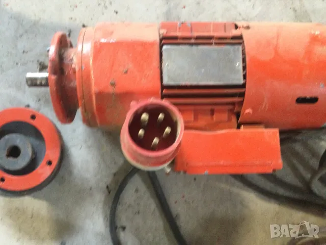 Електро мотор трифазен с педал- старт