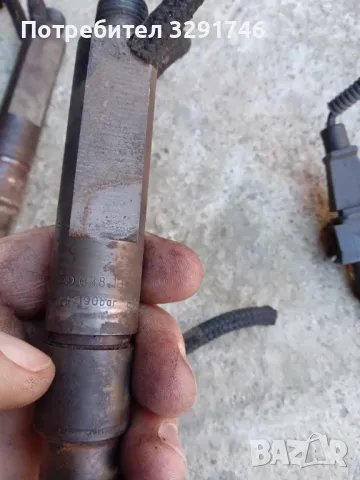 Дюзи комплект 50лв за Волксваген Бора 1.9tdi 90к.с 98г перфектно състояние, снимка 3 - Части - 49421674