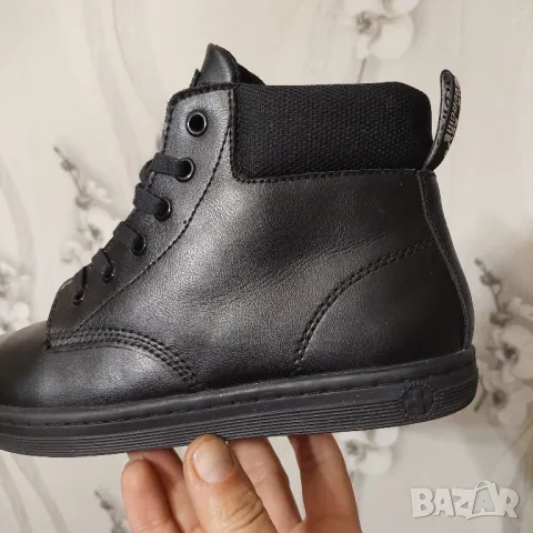 боти  Dr. Martens Maelly Padded Collar Boot  номер 39, снимка 13 - Дамски боти - 39732273