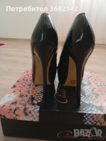продавам дамски обувки на висок ток 