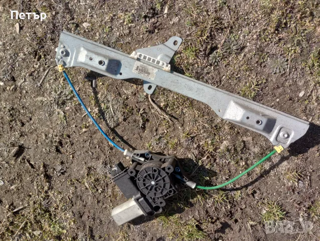 Преден ляв стъклоповдигач Опел Корса Д 2006-2015г 