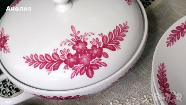 Seltmann Weiden porcelain!
Прекрасен комплект без забележки,с наситени розови цветя!, снимка 3 - Чинии - 43257647
