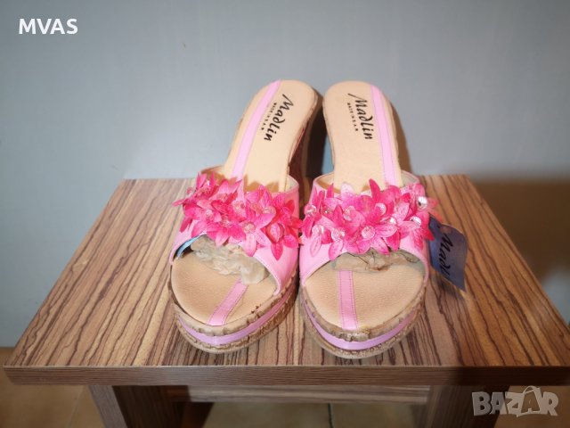 Нови -60% розови чехли на платформа с цветя ляв 38 номер десен 39 номер по-голям десен крак, снимка 3 - Чехли - 37659459