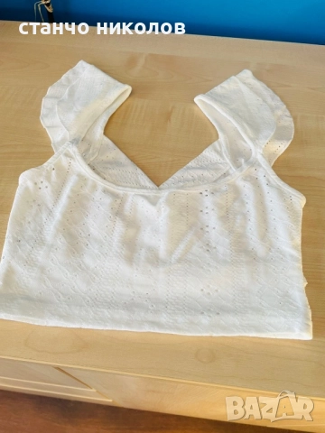 Продавам дамски топ от полиестер и спендекс, снимка 2 - Корсети, бюстиета, топове - 51798206