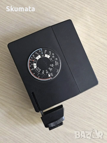 Светкавица Sunpak Auto 28, снимка 2 - Светкавици, студийно осветление - 53119537