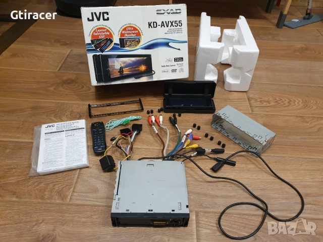 Продавам JVC KD-AVX55