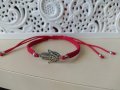 Червена гривна за късмет с елементи от стомана, снимка 5