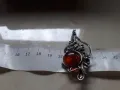 Сребърна брошка с естествен кехлибар, снимка 1