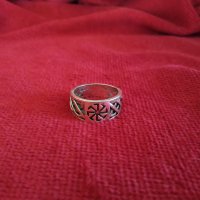 Мъжки пръстен с Коловрат (славянска свастика)., снимка 1 - Пръстени - 43570011