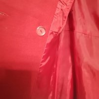 Червено палто на Tally Weijl , снимка 4 - Палта, манта - 43145014