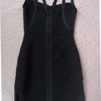 Малка черна рокля, снимка 2 - Рокли - 38748598