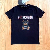 Оригинална мъжка тениска Moschino , снимка 1 - Тениски - 44138555
