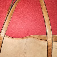 Дамска кожена чанта от естествен набук, снимка 4 - Чанти - 43300045
