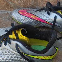  Стоножки Nike Hypervenon, снимка 2 - Спортни обувки - 38006598