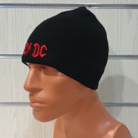 Нова зимна шапка на музикалната група AC/DC, снимка 2 - Шапки - 35462314