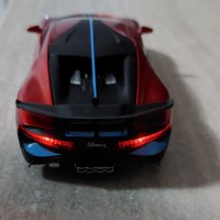 Метален реалистичен модел на Bugatti Divo, снимка 8 - Коли, камиони, мотори, писти - 43484477