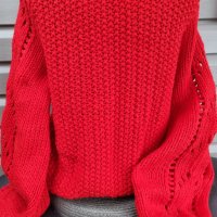 Вълнен пуловер , снимка 2 - Блузи с дълъг ръкав и пуловери - 38978348
