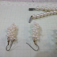 Комплект от изкуственни перли /гердан, гривни-2 бр. и обеци/, снимка 8 - Бижутерийни комплекти - 40725998
