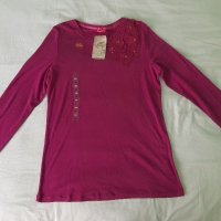 Нова дамска блуза, снимка 1 - Блузи с дълъг ръкав и пуловери - 43894531