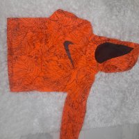 Оригинален суичър Nike , снимка 1 - Детски анцузи и суичери - 43156007